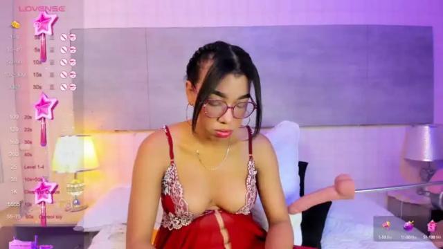 Image 8 of maison_sofia Stream on Chaturbate on 13 months ago