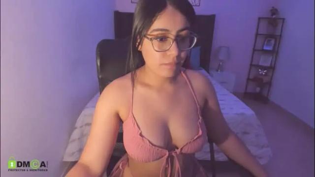 Image 4 of maite_kanes Stream on Chaturbate on 1 month ago