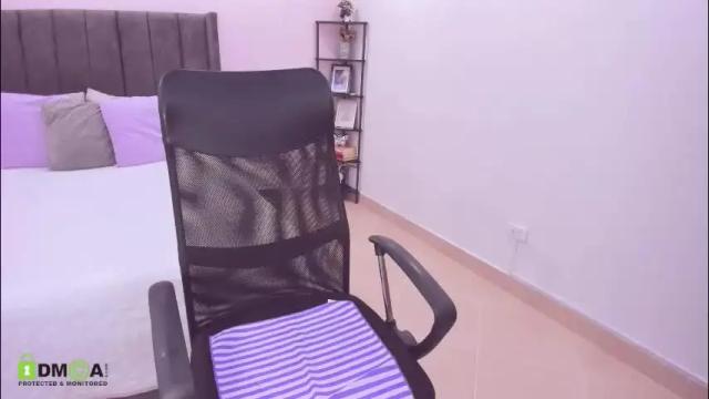 Image 10 of maite_kanes Stream on Chaturbate on 20 days ago