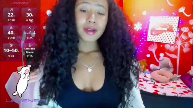 Image 6 of maite_loves Stream on Chaturbate on 2 months ago
