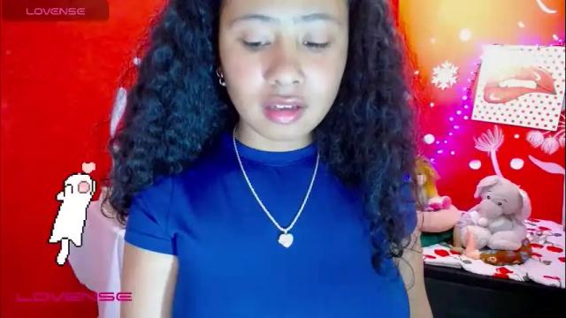Image 4 of maite_loves Stream on Chaturbate on 2 months ago