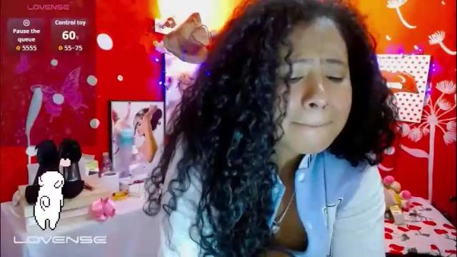 Image 11 of maite_loves Stream on Chaturbate on 1 month ago