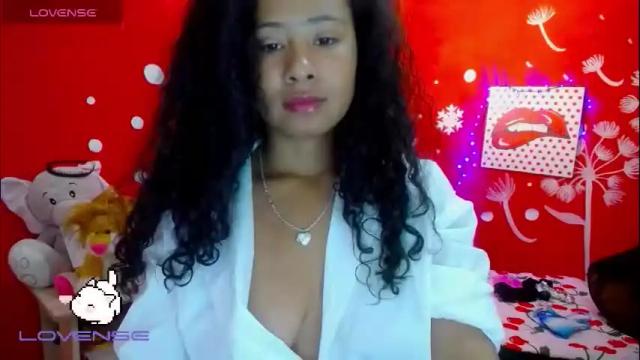 Image 10 of maite_loves Stream on Chaturbate on 1 month ago