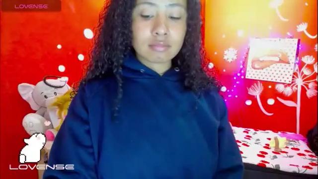 Image 10 of maite_loves Stream on Chaturbate on 1 month ago
