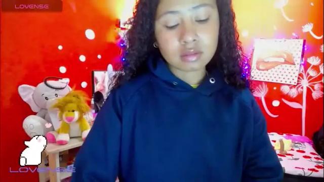 Image 8 of maite_loves Stream on Chaturbate on 1 month ago