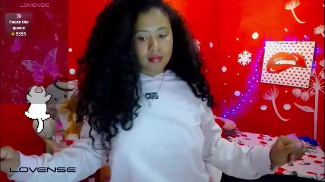 Image 2 of maite_loves Stream on Chaturbate on 1 month ago