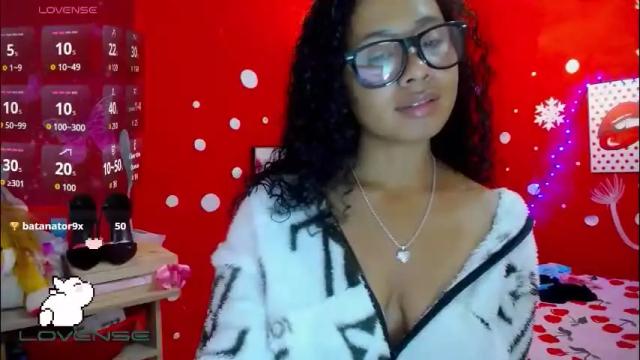 Image 8 of maite_loves Stream on Chaturbate on 1 month ago