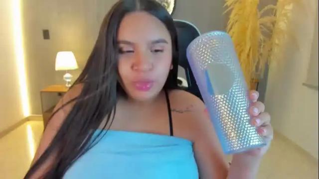 Image 7 of maite_saens_ Stream on Chaturbate on 6 months ago