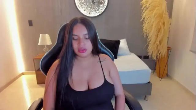 Image 2 of maite_saens_ Stream on Chaturbate on 3 months ago