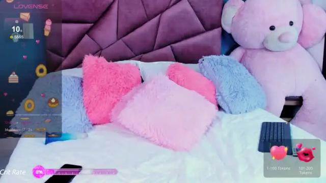 Image 11 of maithe_ferrer Stream on Chaturbate on 12 months ago