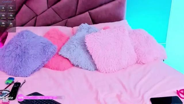 Image 10 of maithe_ferrer Stream on Chaturbate on 14 months ago