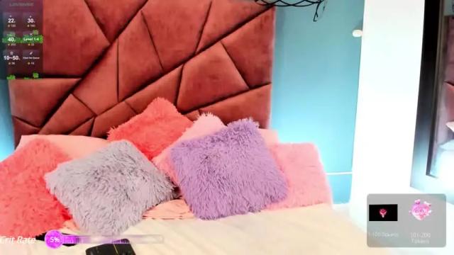 Image 12 of maithe_ferrer Stream on Chaturbate on 14 months ago
