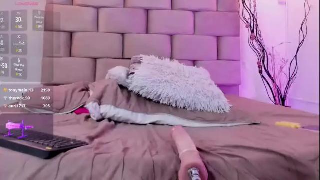 Image 11 of maithe_ferrer Stream on Chaturbate on 1 month ago