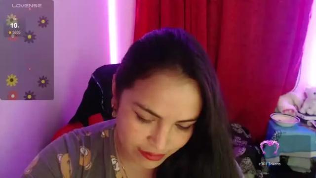 Image 12 of maitte_22 Stream on Chaturbate on 8 months ago