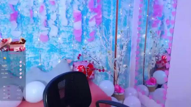 Image 12 of maja_bloom Stream on Chaturbate on 15 months ago