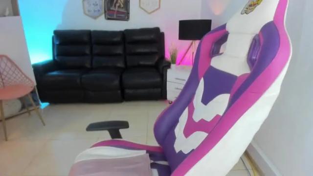 Image 11 of majo_gomez Stream on Chaturbate on 15 months ago