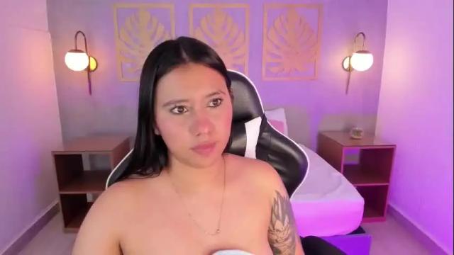 Image 2 of majo_rose Stream on Chaturbate on 2 months ago