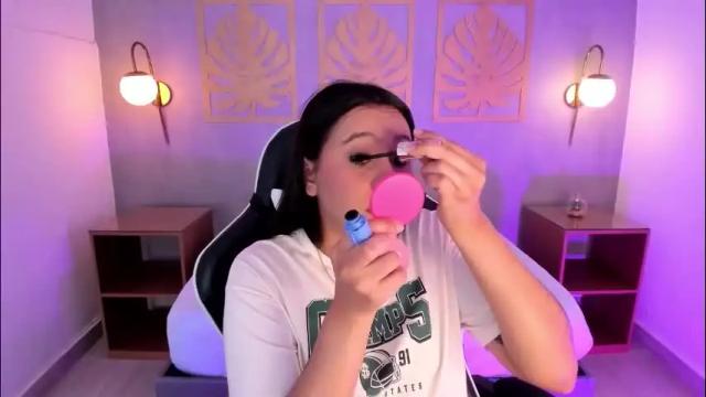 Image 3 of majo_rose Stream on Chaturbate on 1 month ago