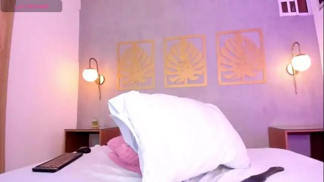 Image 4 of majo_rose Stream on Chaturbate on 26 days ago