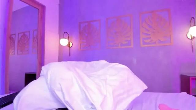 Image 12 of majo_rose Stream on Chaturbate on 7 hours ago