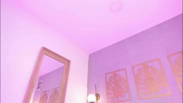 Image 4 of majo_rose Stream on Chaturbate on 23 days ago