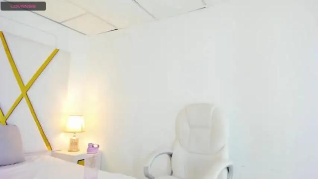 Image 10 of makacollins Stream on Chaturbate on 17 months ago