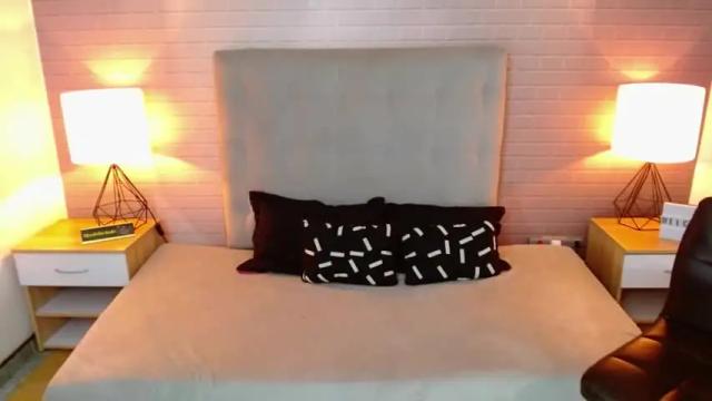 Image 10 of makarena_medina Stream on Chaturbate on 12 months ago