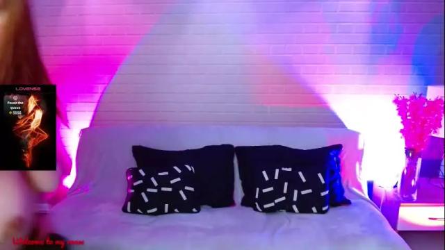 Image 3 of makarena_medina Stream on Chaturbate on 9 days ago