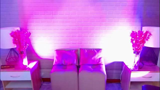 Image 12 of makarena_medina Stream on Chaturbate on 1 month ago
