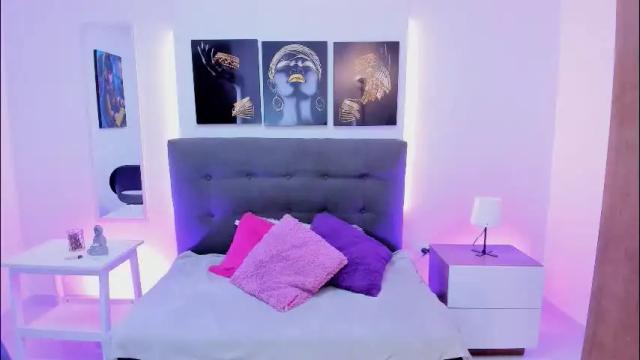 Image 12 of makarena_medina Stream on Chaturbate on 1 month ago
