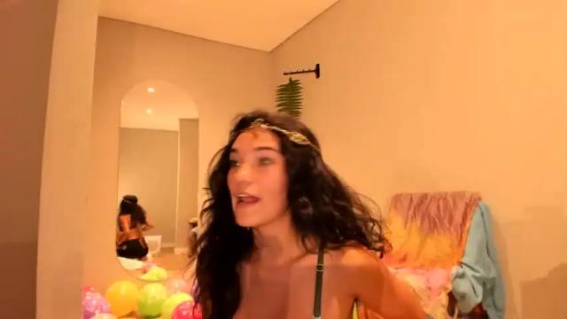 Image 6 of makayla77 Stream on Chaturbate on 15 months ago