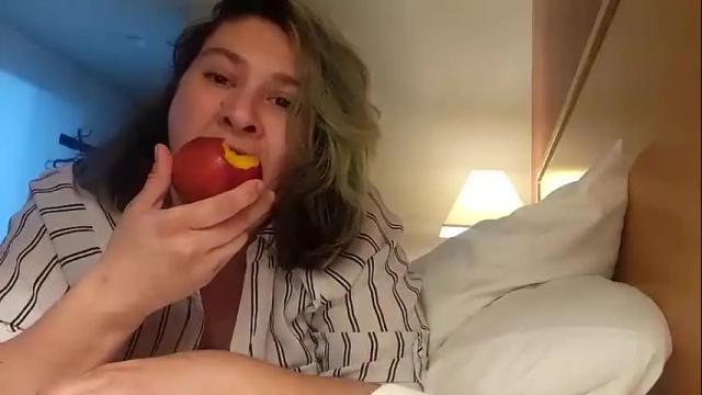 Image 11 of makaylamills124u Stream on Chaturbate on 24 days ago