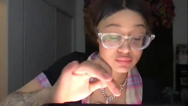 Image 3 of makeouthilldani Stream on Chaturbate on 14 days ago