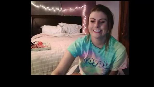 Image 3 of makesydneesmile Stream on Chaturbate on 17 months ago