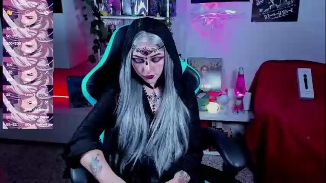 Image 3 of makii_33 Stream on Chaturbate on 11 days ago