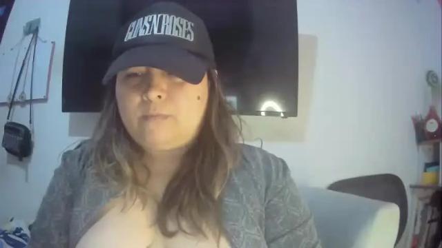 Image 4 of maktubcouple24 Stream on Chaturbate on 13 months ago