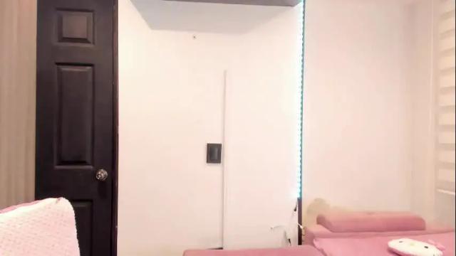 Image 12 of mal_norma Stream on Chaturbate on 1 month ago