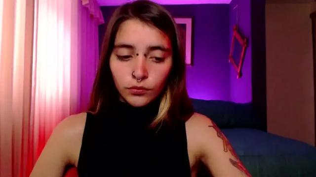 Image 3 of mala_kindle Stream on Chaturbate on 13 months ago