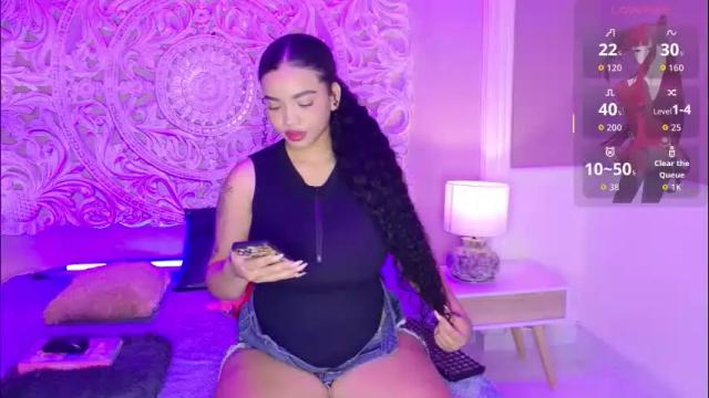 Image 12 of malaikabrown Stream on Chaturbate on 1 month ago