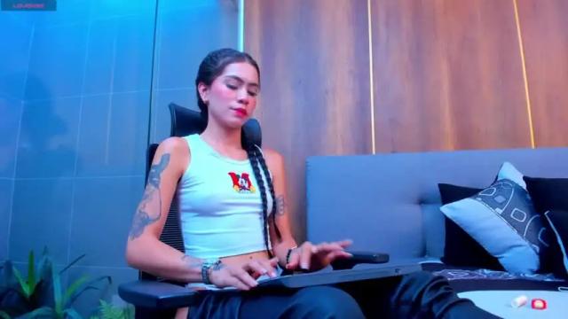 Image 8 of malaikah_colette Stream on Chaturbate on 13 months ago
