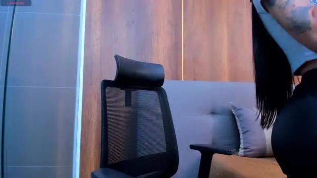 Image 8 of malaikah_colette Stream on Chaturbate on 15 months ago
