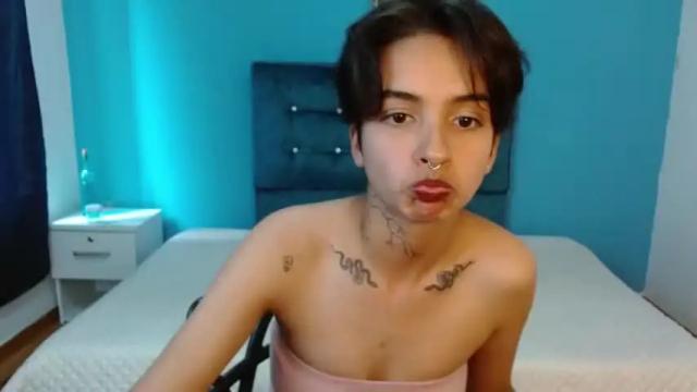 Image 10 of malakai_elowen Stream on Chaturbate on 19 months ago