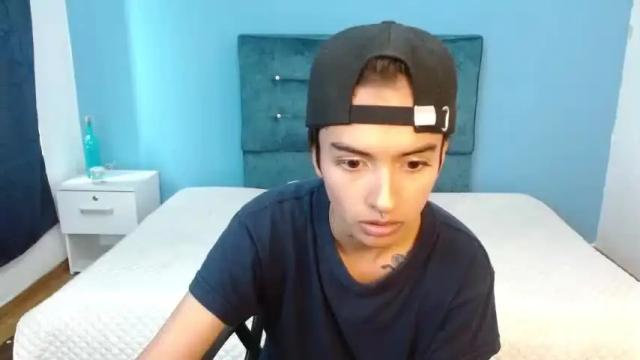 Image 7 of malakai_elowen Stream on Chaturbate on 19 months ago