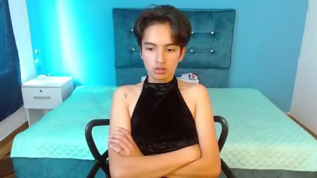 Image 4 of malakai_elowen Stream on Chaturbate on 19 months ago