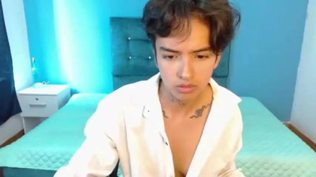 Image 4 of malakai_elowen Stream on Chaturbate on 19 months ago