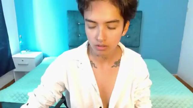 Image 6 of malakai_elowen Stream on Chaturbate on 19 months ago