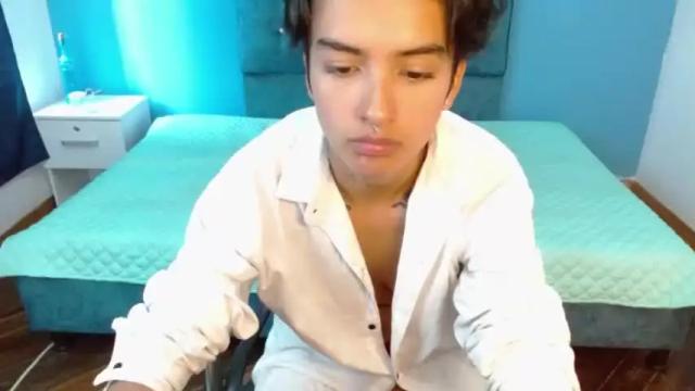 Image 8 of malakai_elowen Stream on Chaturbate on 19 months ago