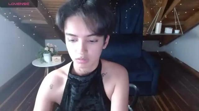 Image 11 of malakai_elowen Stream on Chaturbate on 19 months ago