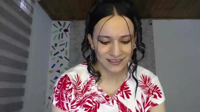 Image 4 of malasexychick Stream on Chaturbate on 14 months ago