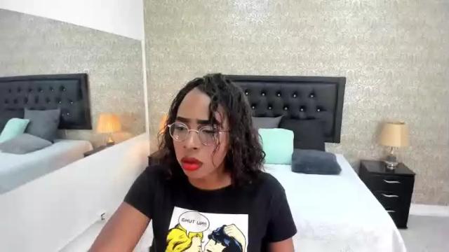 Image 3 of maleficaa__ Stream on Chaturbate on 19 months ago